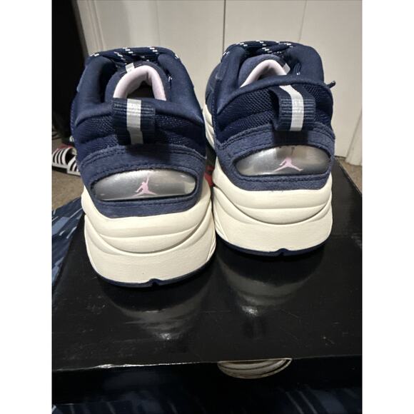 Size 11 Jordan Trunner Midnight Navy IB3722-400